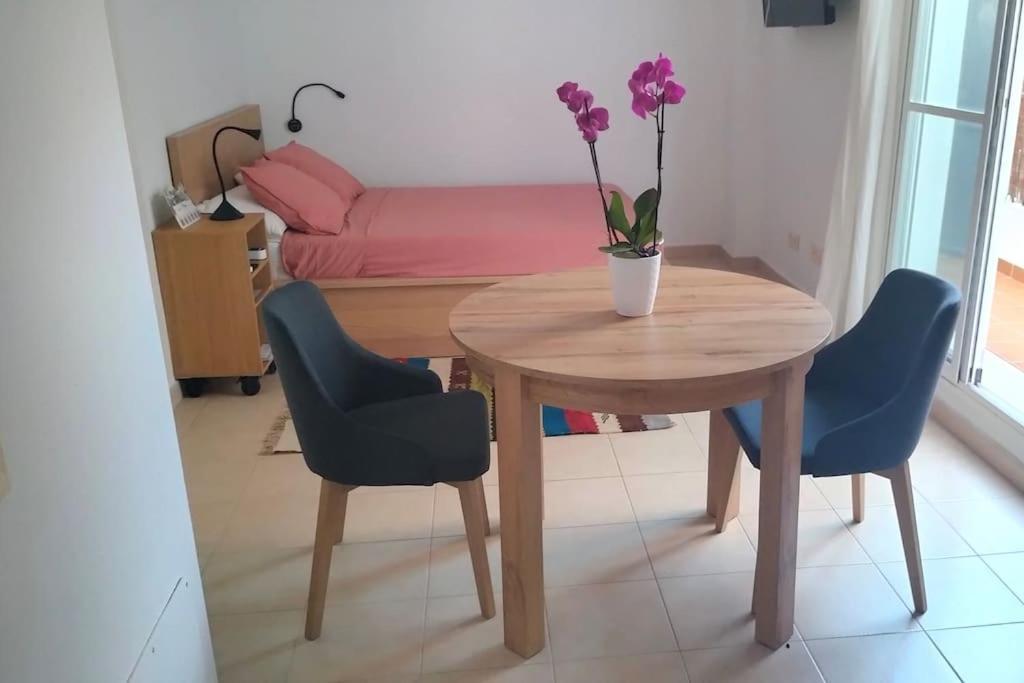 Estudio 52 Malaga Centrico Parking Gratuito Appartement Buitenkant foto